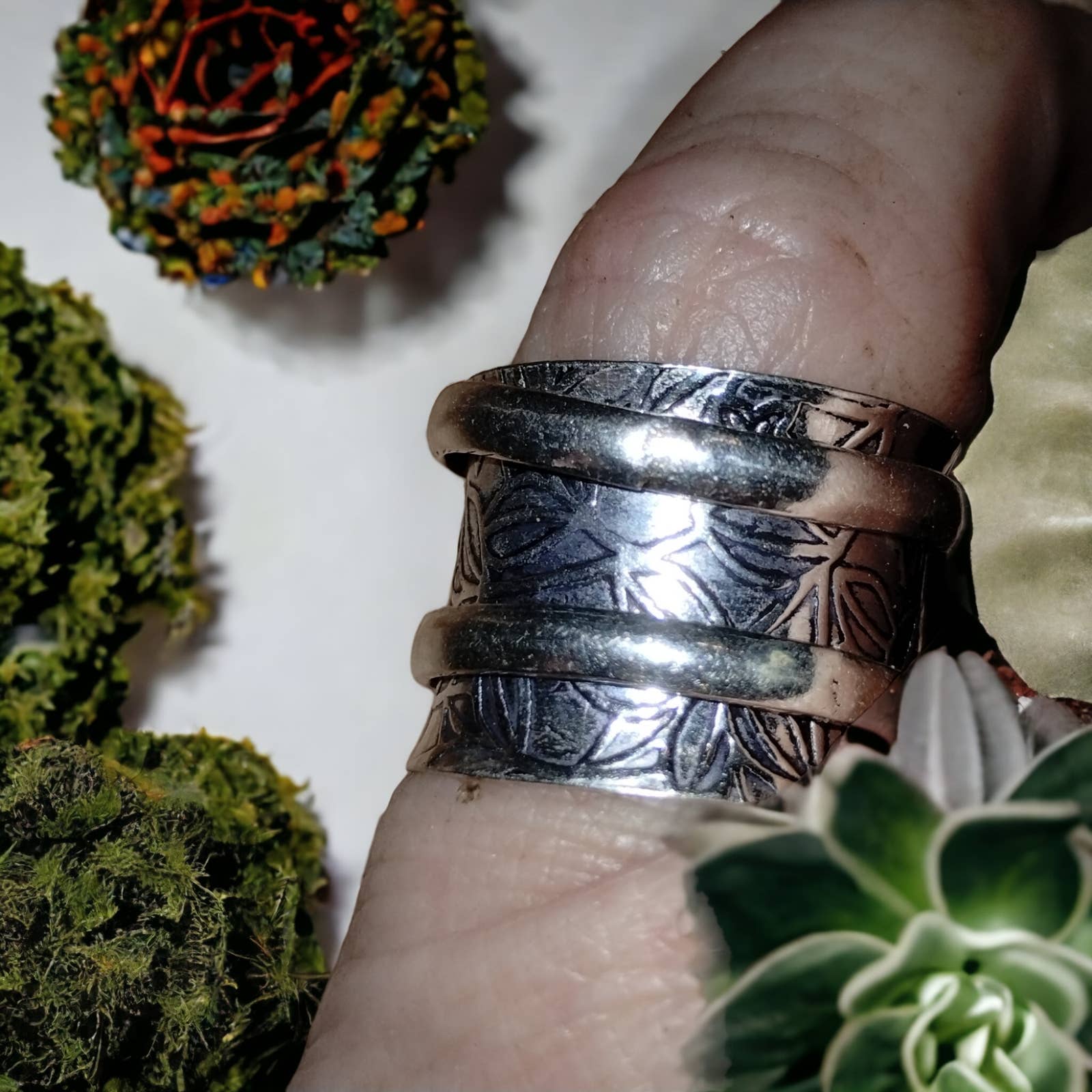 Unique Sterling Silver 925 Spinner Ring Size 6 28$